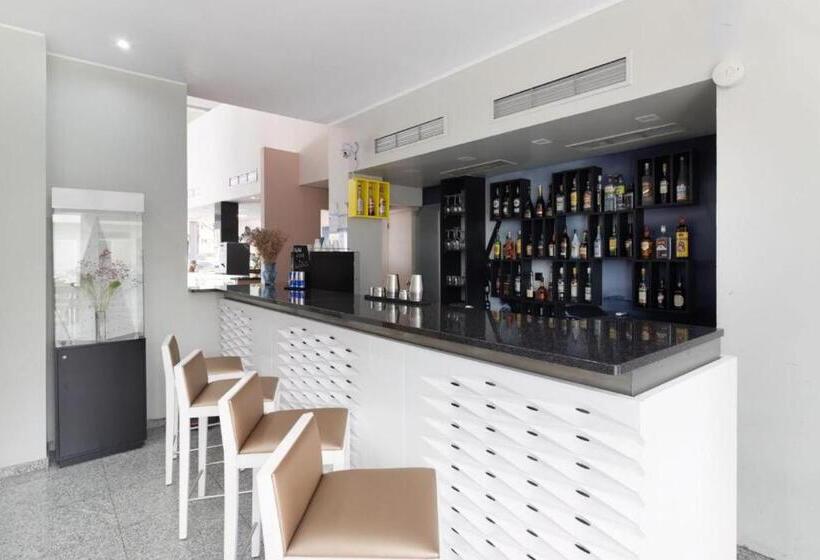 Hotel Amadeos Matosinhos Porto