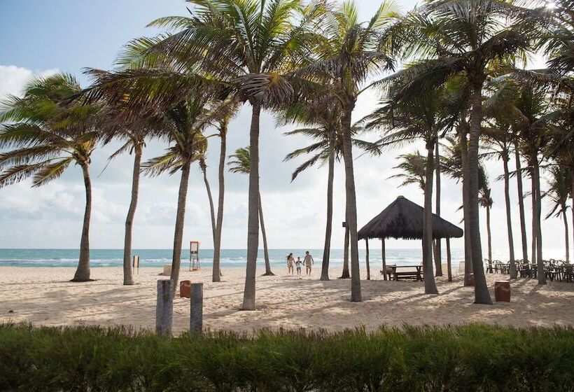 هتل Beach Park Resort Oceani