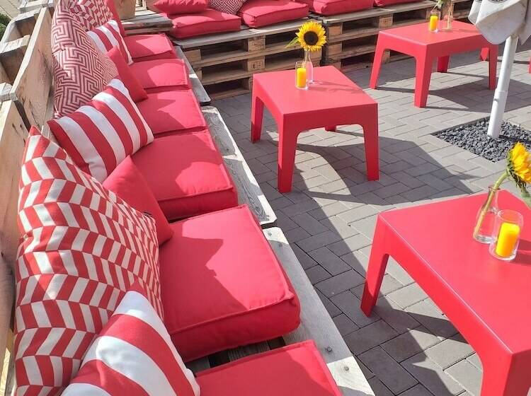 هتل Ibis Köln Frechen