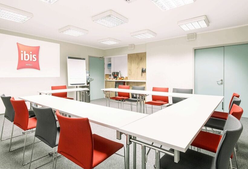 هتل Ibis Warszawa Centrum