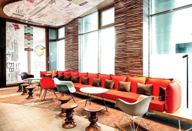 هتل Ibis Warszawa Centrum