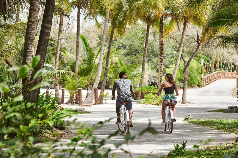 Отель Le Méridien Ile Des Pins