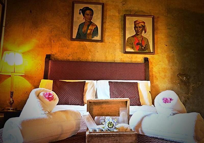 هتل Masia Sumidors