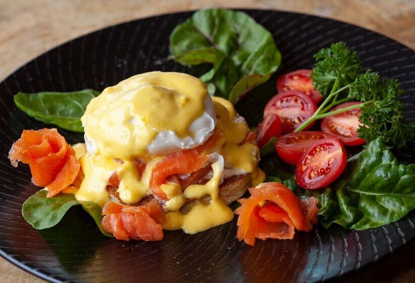 هتل Periwinkle Lodge Guest House