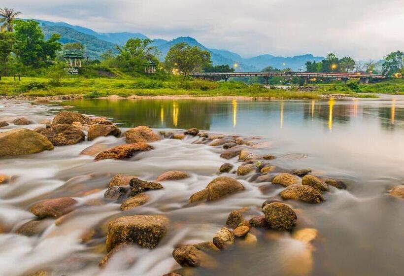 هتل Pura Nakhon