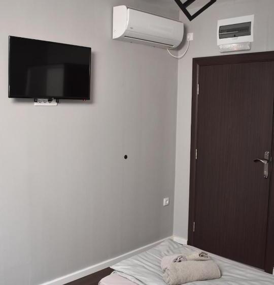 پانسیون Apartmani Zrenjanin