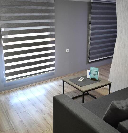 پانسیون Apartmani Zrenjanin