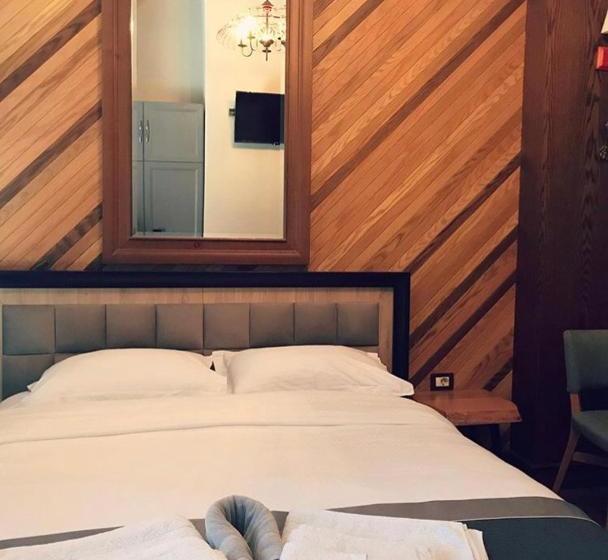 פנסיון Guest House People