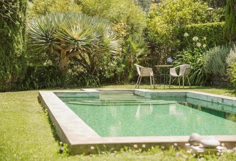 بنسيون Casa Da Muda