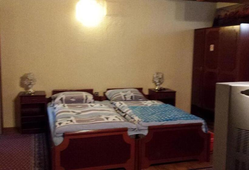 پانسیون Guest House Gaja