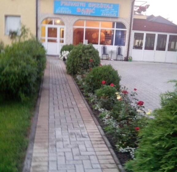 پانسیون Guesthouse Dabić