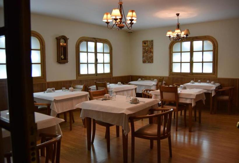 بنسيون Puerta Del Sol