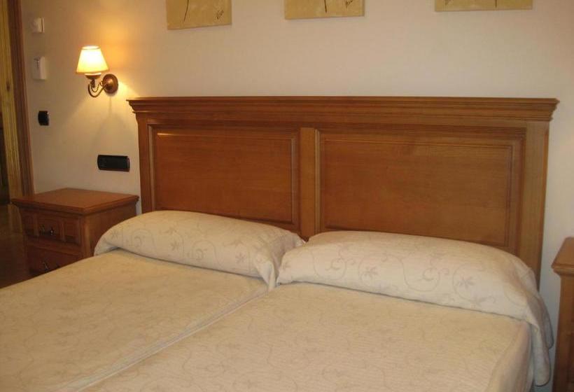 بنسيون Puerta Del Sol