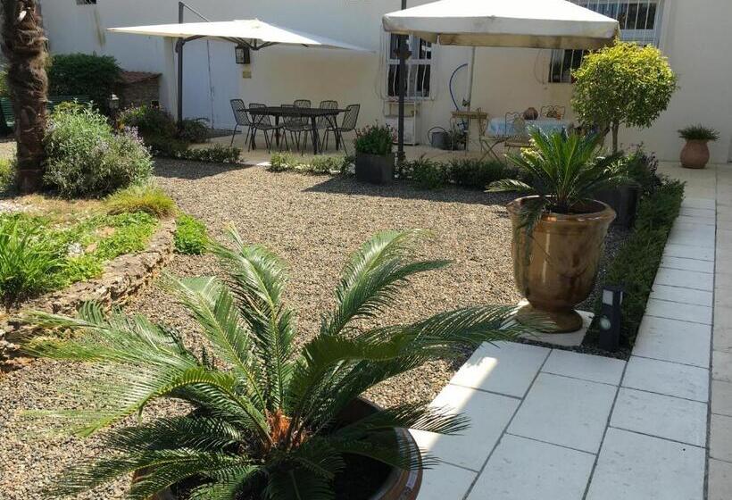 مبيت وإفطار Maison D'hôtes Lassaubatju