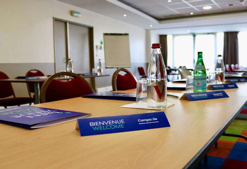 Отель Campanile Marne La Vallee  Bussy Saint Georges