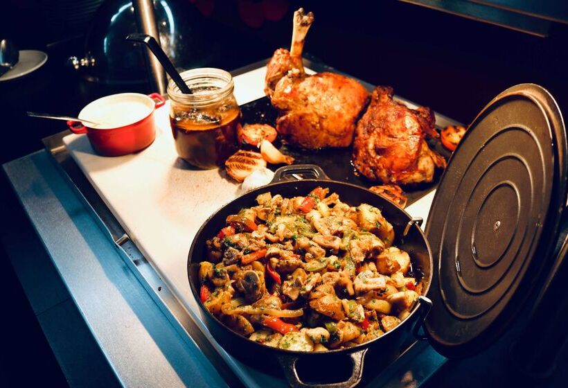 Отель Campanile Marne La Vallee  Bussy Saint Georges