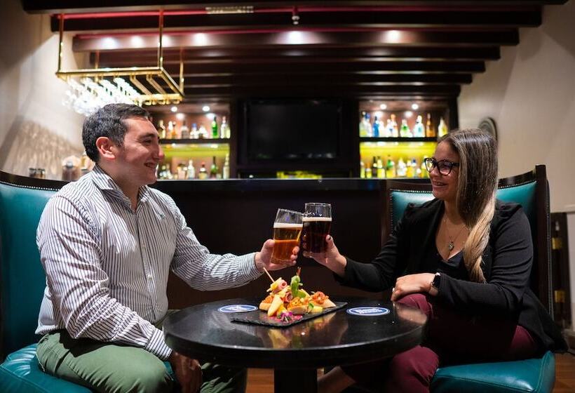 هتل Four Points by Sheraton Santiago