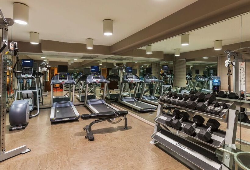 هتل The Sam Houston  Curio Collection By Hilton