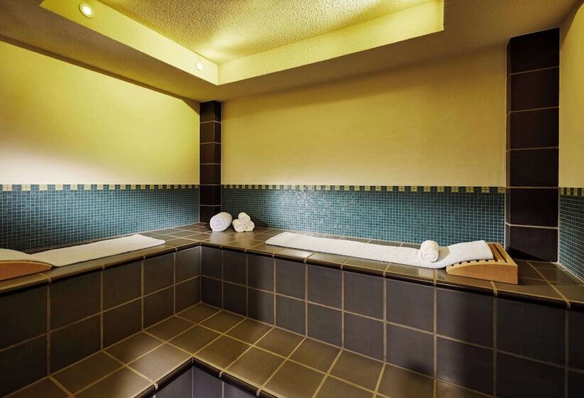 住所  Lindner Hotel Frankfurt Main Plaza, Part Of Jdv By Hyatt