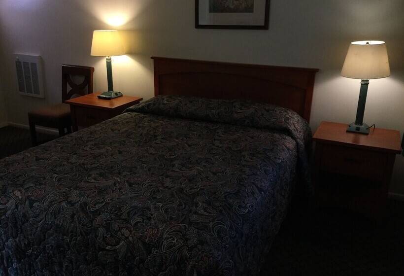 Cedar Lodge Motel