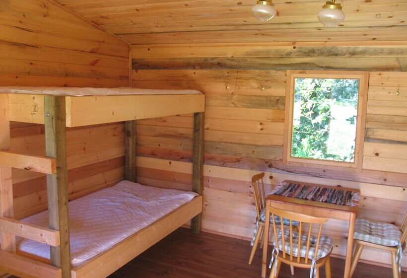 فندق Fort Wells Gray Rustic Cabins Hostel