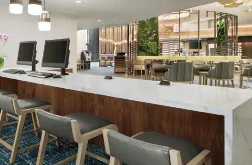 בית מלון כפרי Hilton Grand Vacations Club Chicago Magnificent Mile