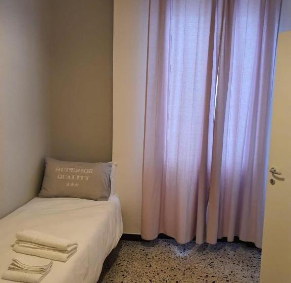 تختخواب و صبحانه Casa Ariston
