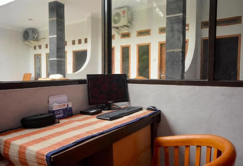 هتل Oyo 2331 Pondok Poniran