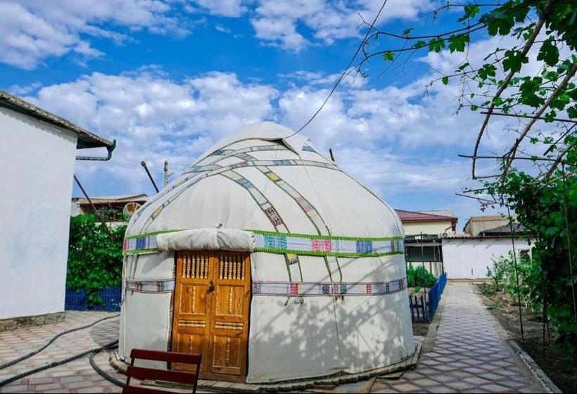 بنسيون Guest House Nika, Nukus
