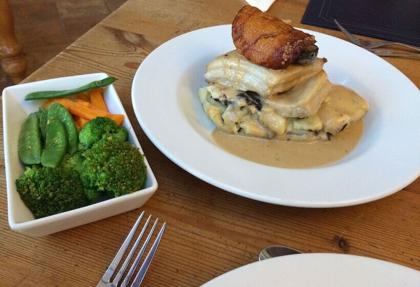 مبيت وإفطار The White Lady