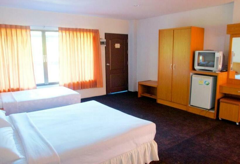 هتل Sichang Shine Khao Resort