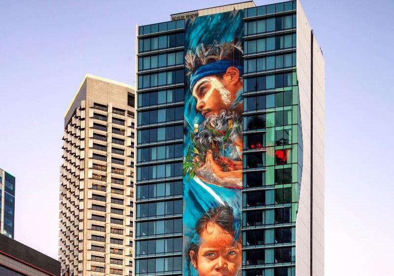 هتل The Adnate Perth   Art Series