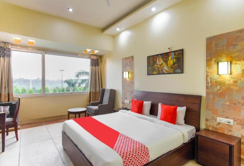 فندق Oyo 47416  Vimal