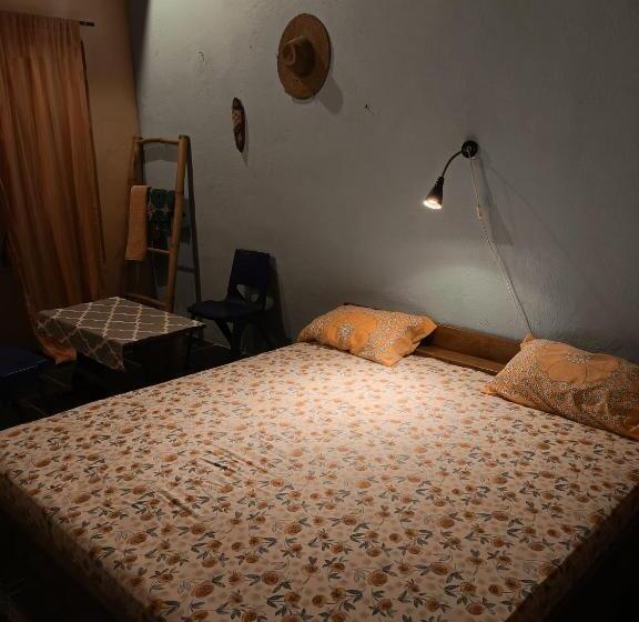 ユースホステル Scorpion Hill Lodge