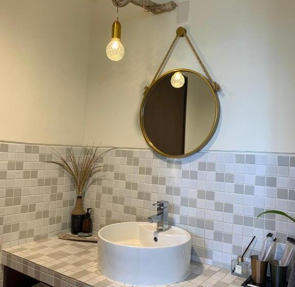 تختخواب و صبحانه W24墾丁民宿墾丁大街一館bnb