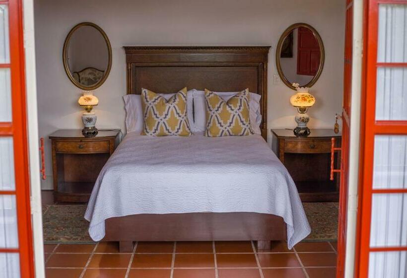 هتل Boutique Finca Los Mangos