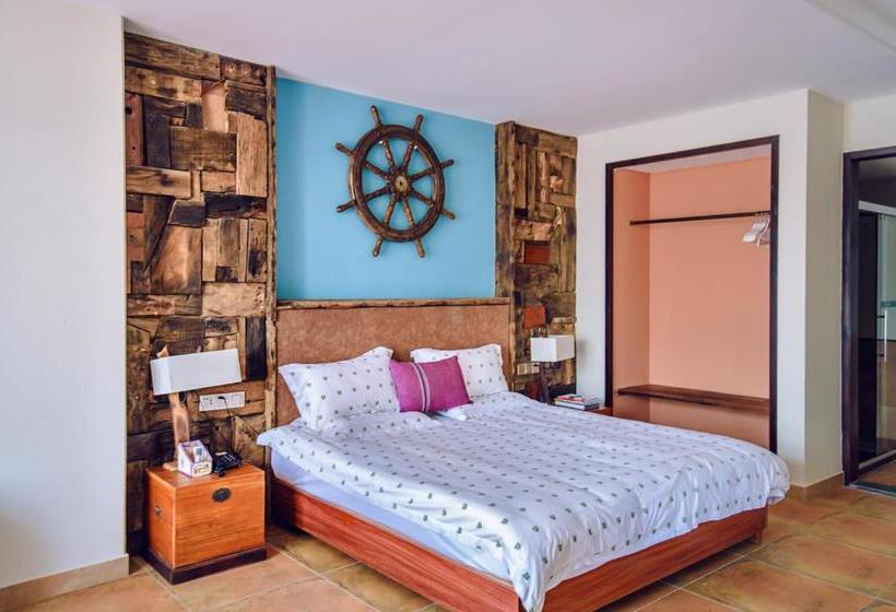 בית מלון כפרי Forest Inn Ri Yue Bay Surf Branch