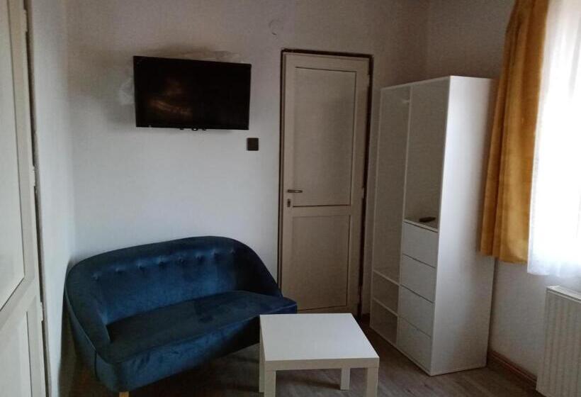بنسيون Parti Sétány Vendégház
