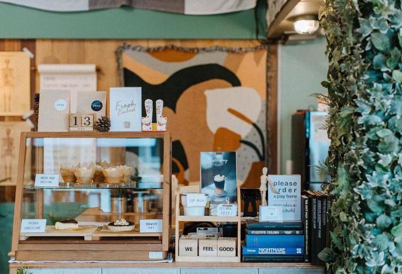 بنسيون Pine Cafe &bed