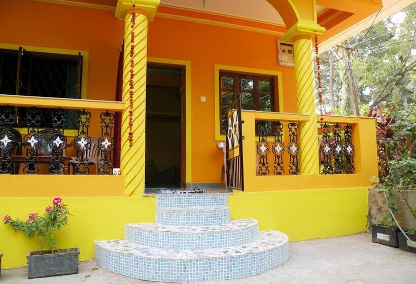 پانسیون Sai Guru Guest House