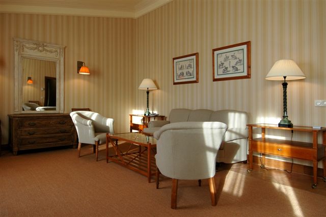 Отель Eurostars Hacienda La Boticaria Sevilla