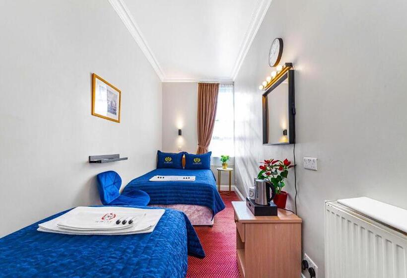 Jubilee Hotel Victoria