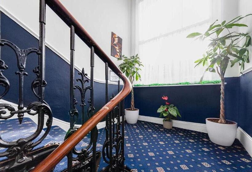 Jubilee Hotel Victoria