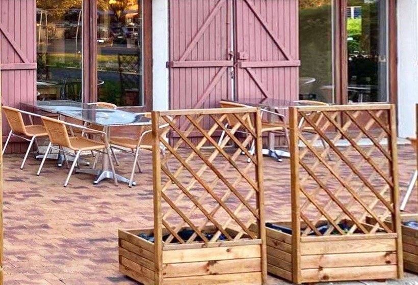 ホテル Kyriad Montargis Amilly