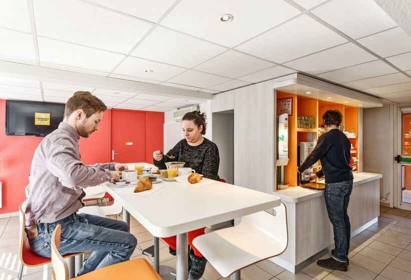 호텔 Premiere Classe Besancon  Ecole Valentin