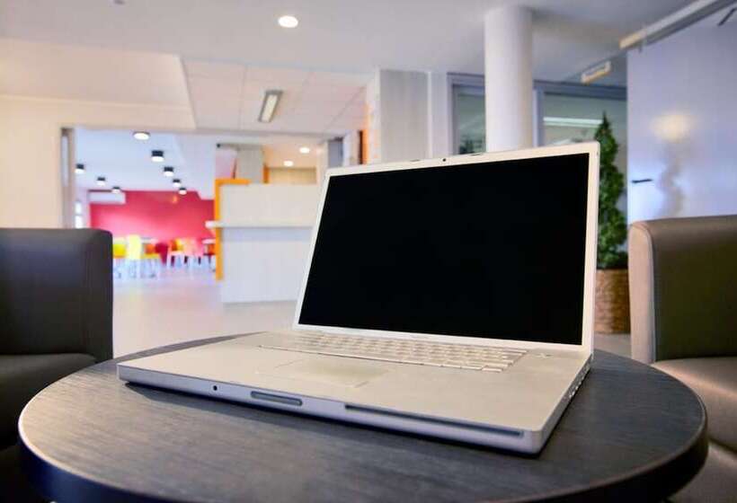 בית מלון כפרי Premiere Classe Bordeaux Nord  Lac