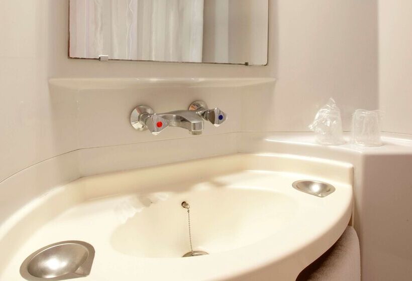 호텔 Premiere Classe Compiegne  Jaux