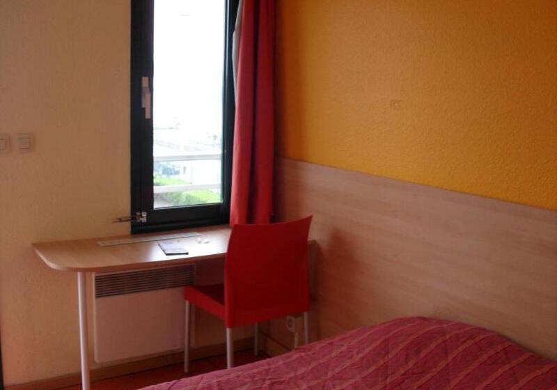 בית מלון כפרי Premiere Classe Liege / Luik