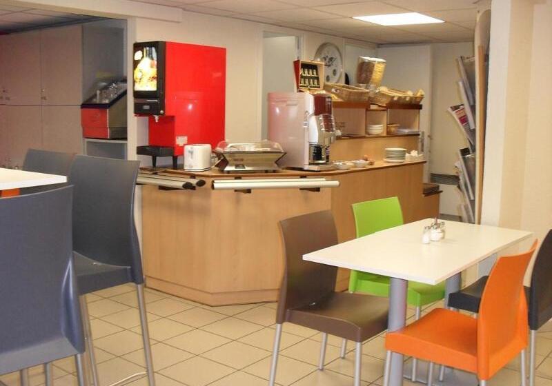 בית מלון כפרי Premiere Classe Liege / Luik