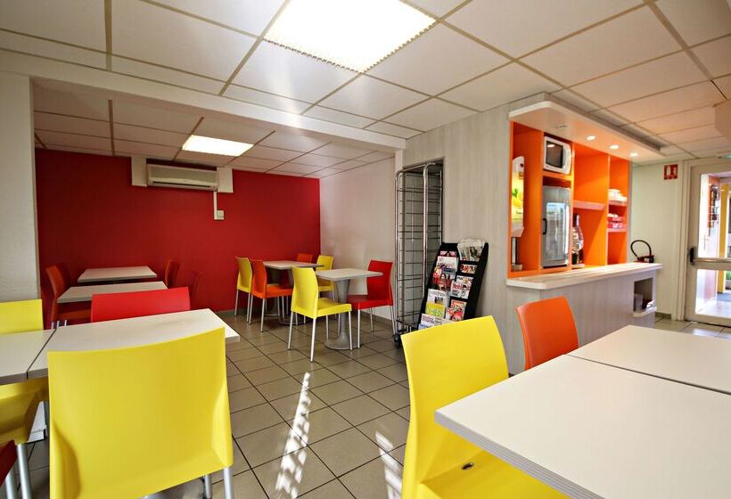 فندق Premiere Classe Reims Sud  Bezannes